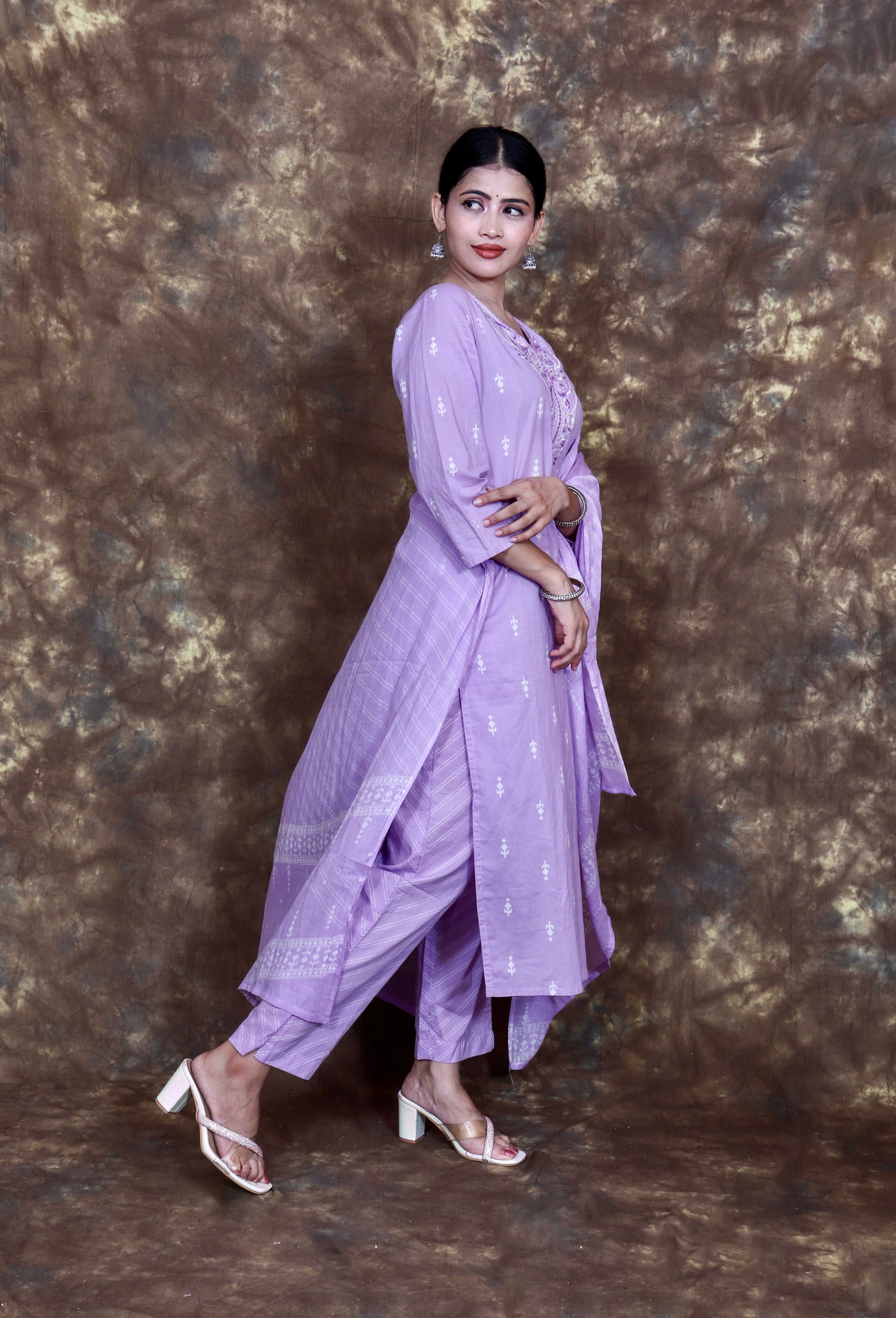 Ehnic Printed and Embroidered Kurta Set with Dupatta - Lavender